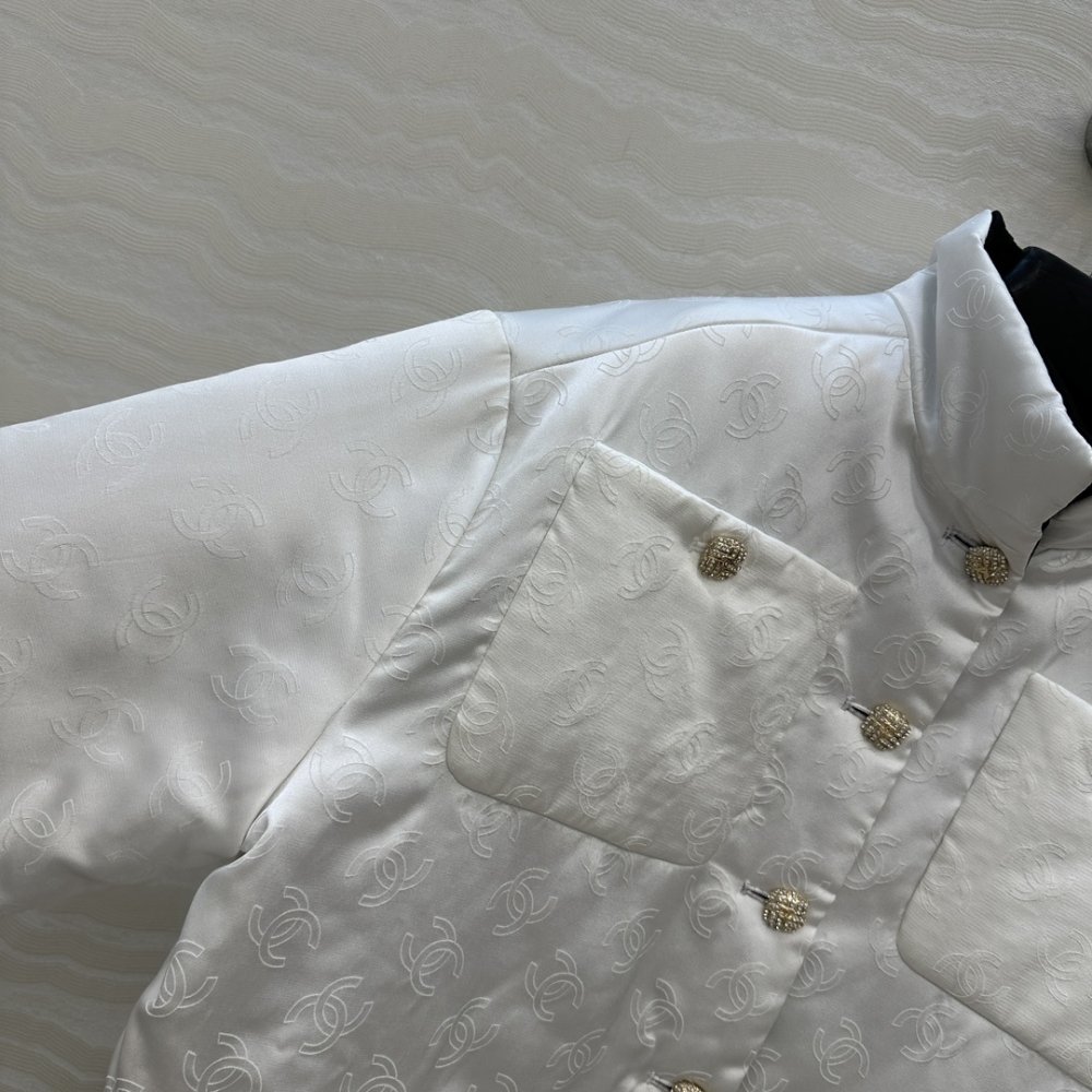 Куртка женская фото 4