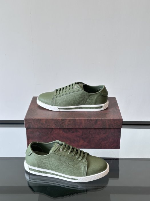 Кроссовки фото 4