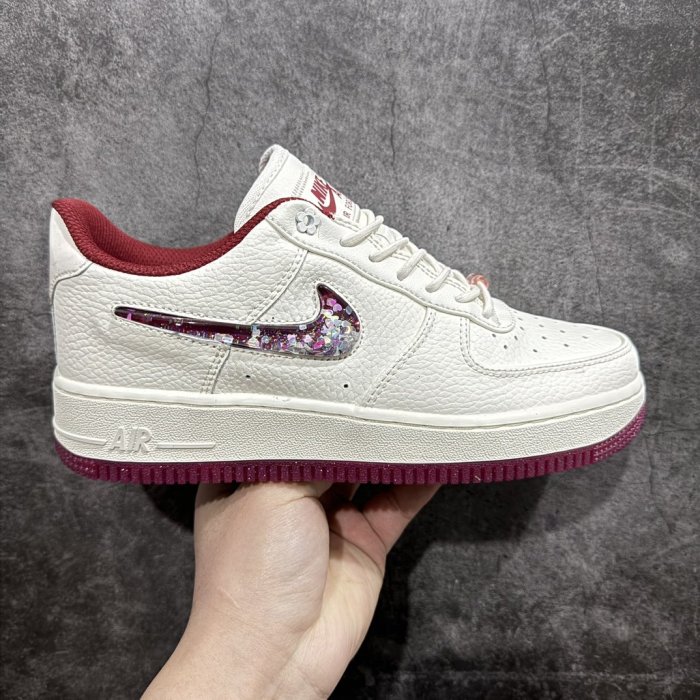 Кросівки Air Force 1 07 Low Valentines Day