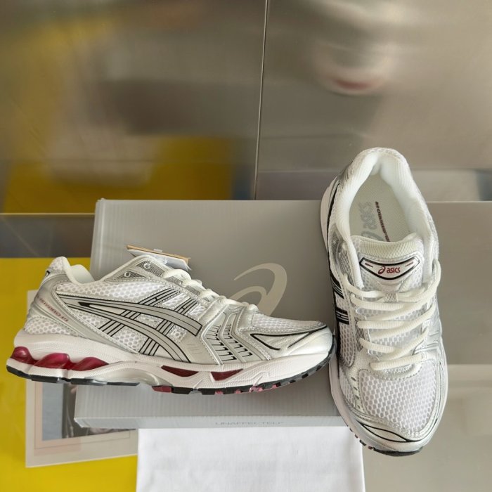 Кроссовки Gel-Kayano 14