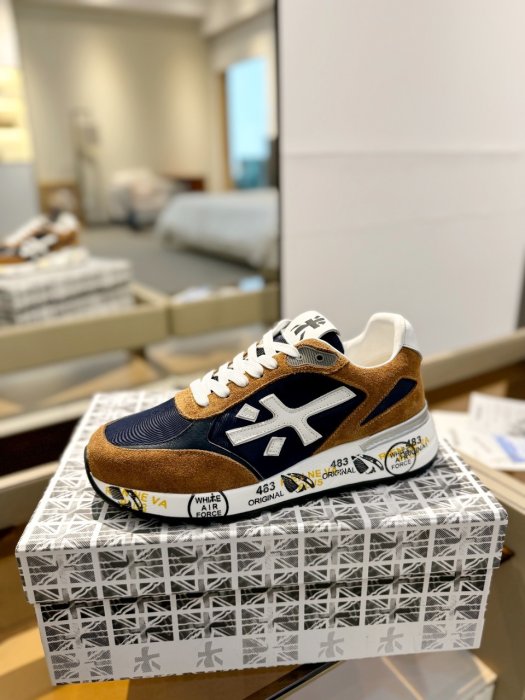 Sneakers Premiata Lander Trainers