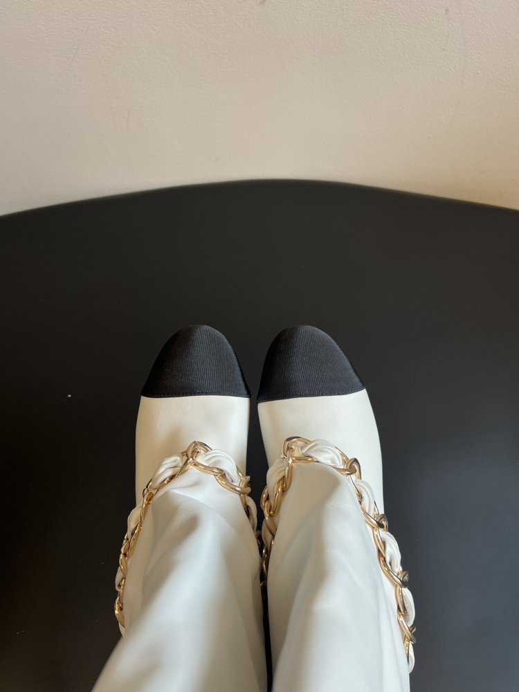 Сапоги женские фото 6