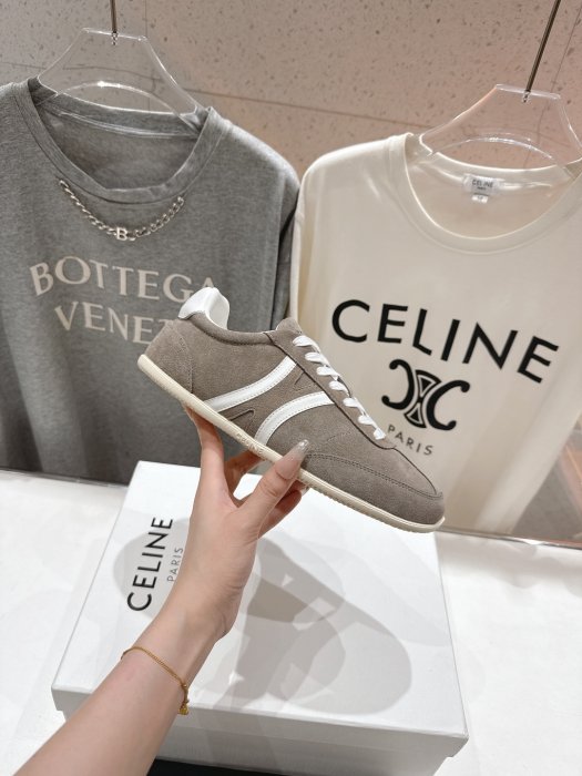 Кроссовки фото 5