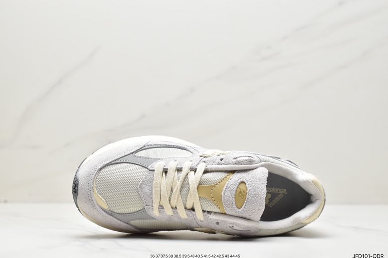 Sneakers 2002R Protection Pack фото 2