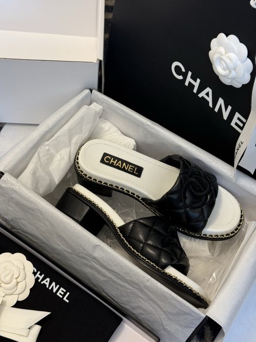 Босоніжки фото 5