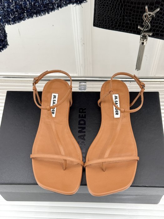 Сандалии женские фото 4