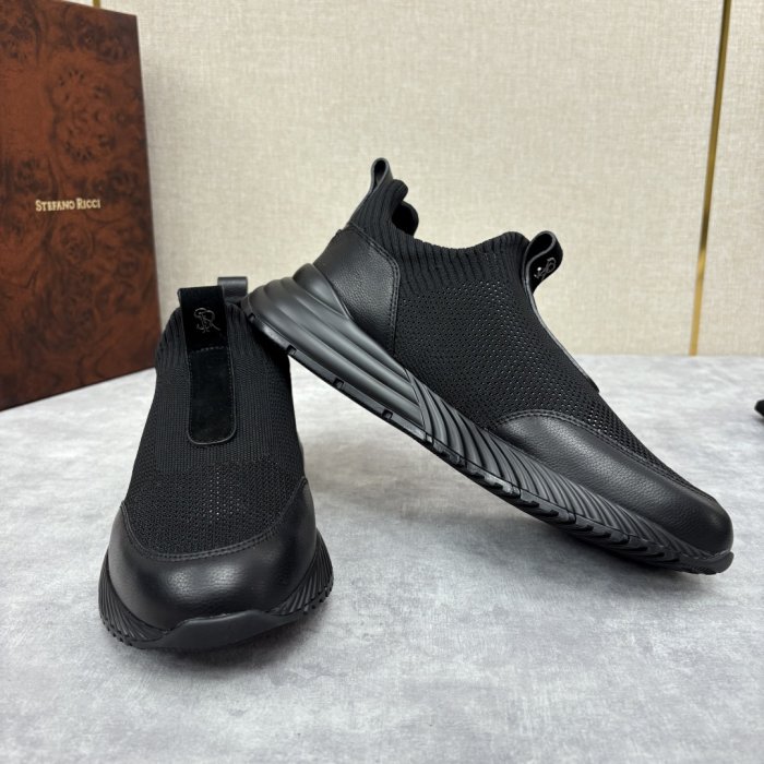 Кросівки фото 4