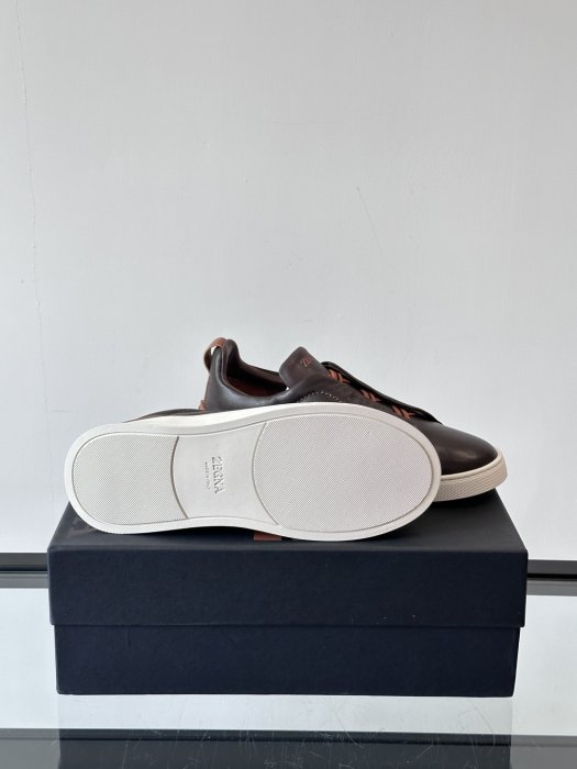 Кросівки чоловічі фото 9