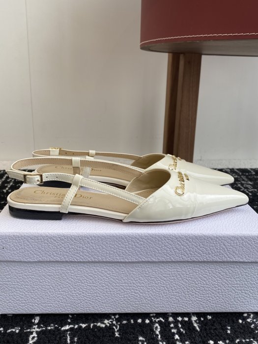 Босоножки фото 2