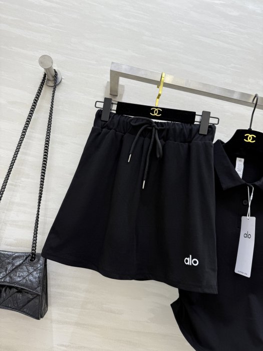 Костюм женский фото 5