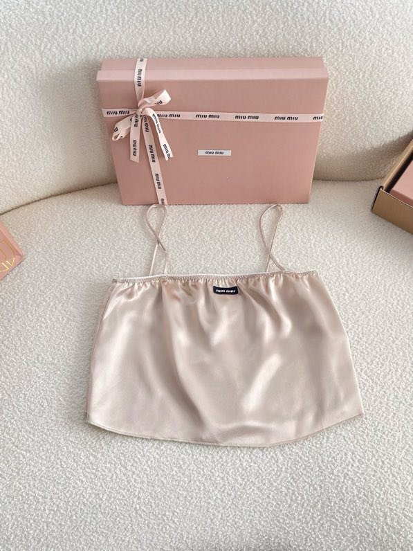 Топ шелковый