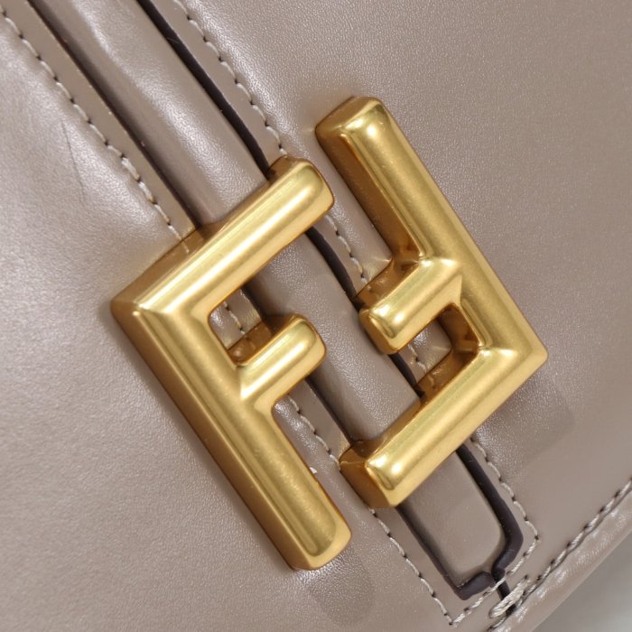Сумка женская Fendi C'mon 25 см фото 5