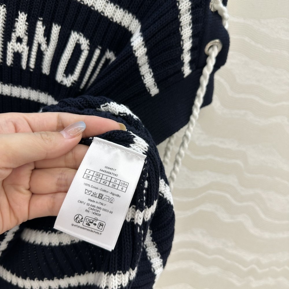 T-shirt women's фото 8