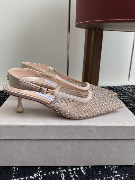 Босоножки фото 2