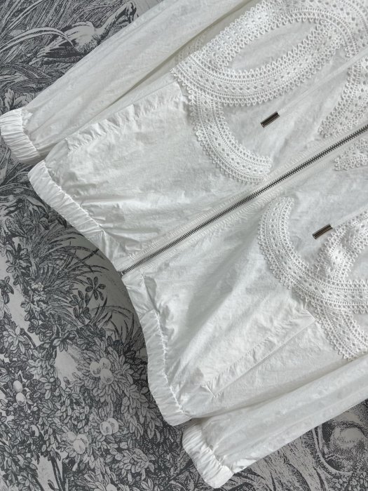 Костюм женский фото 3