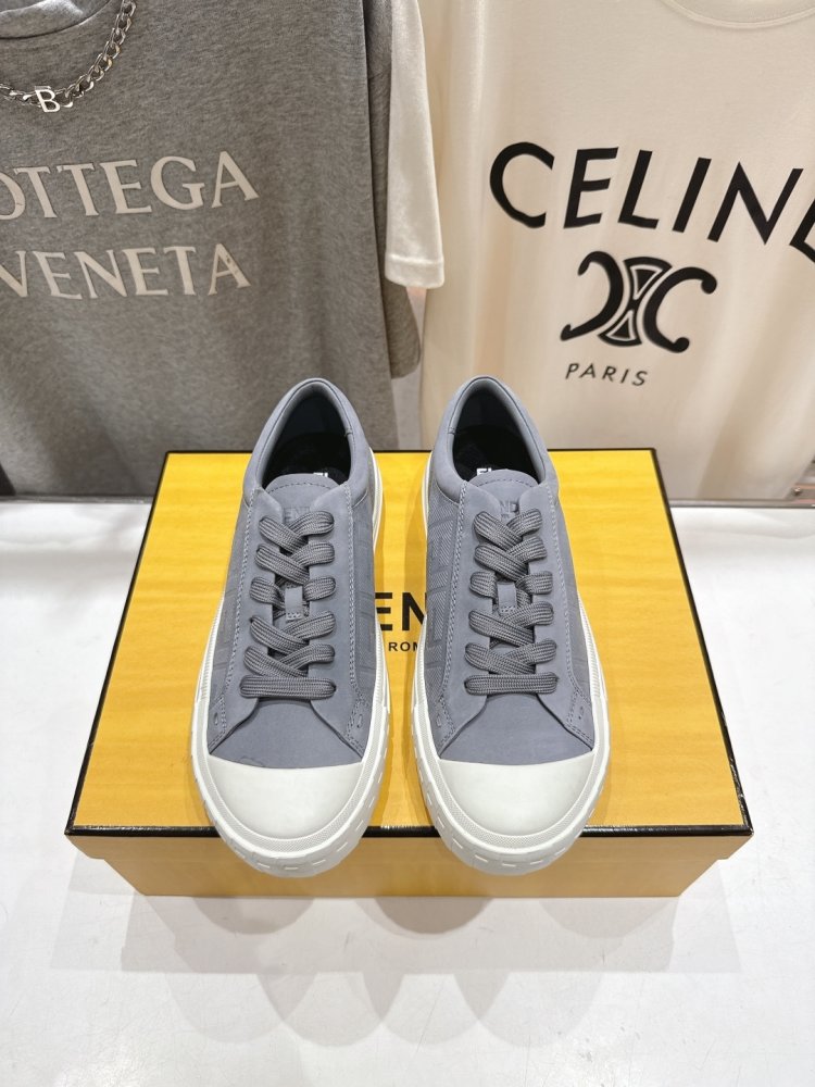 Кеди жіночі