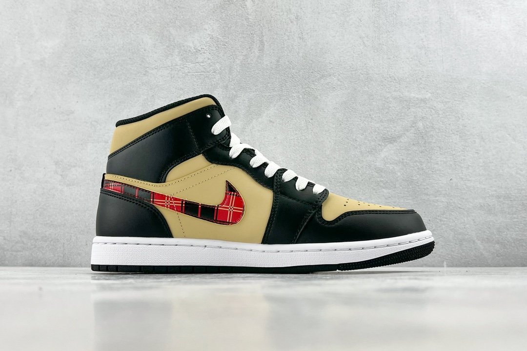 Sneakers Air Jordan 1 Mid SE DZ5329-001 фото 2