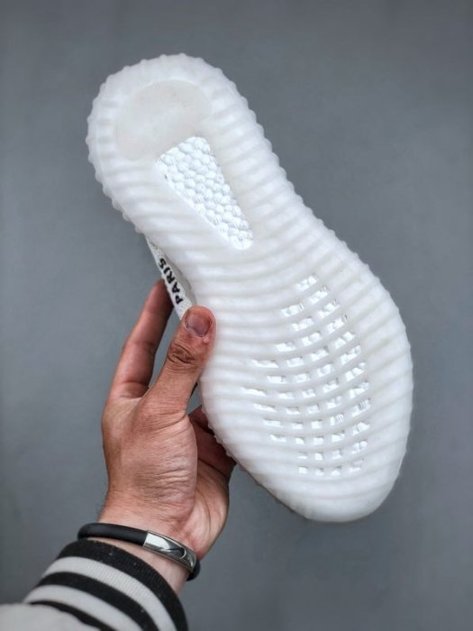 Кросівки Adidas Yeezy Boost 350V2 фото 8