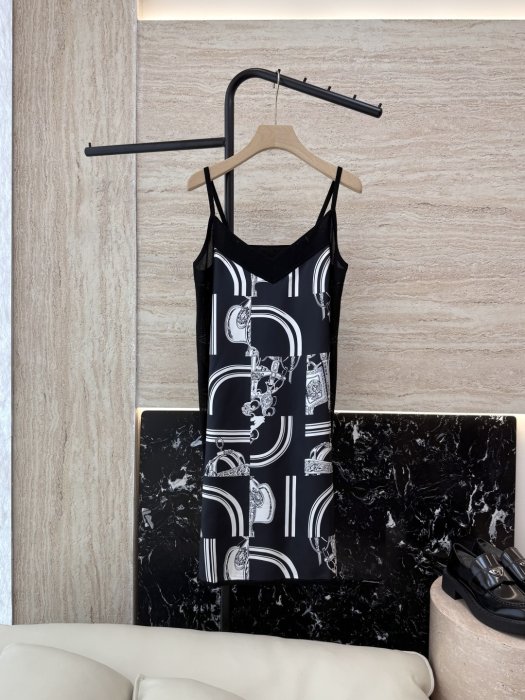 Плаття, Сукня