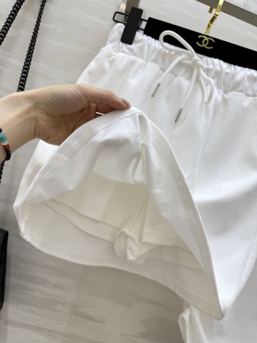 Костюм женский фото 8