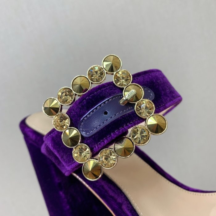 Босоножки фото 8