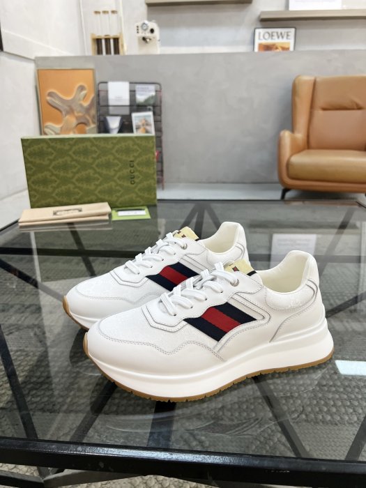 Кроссовки мужские