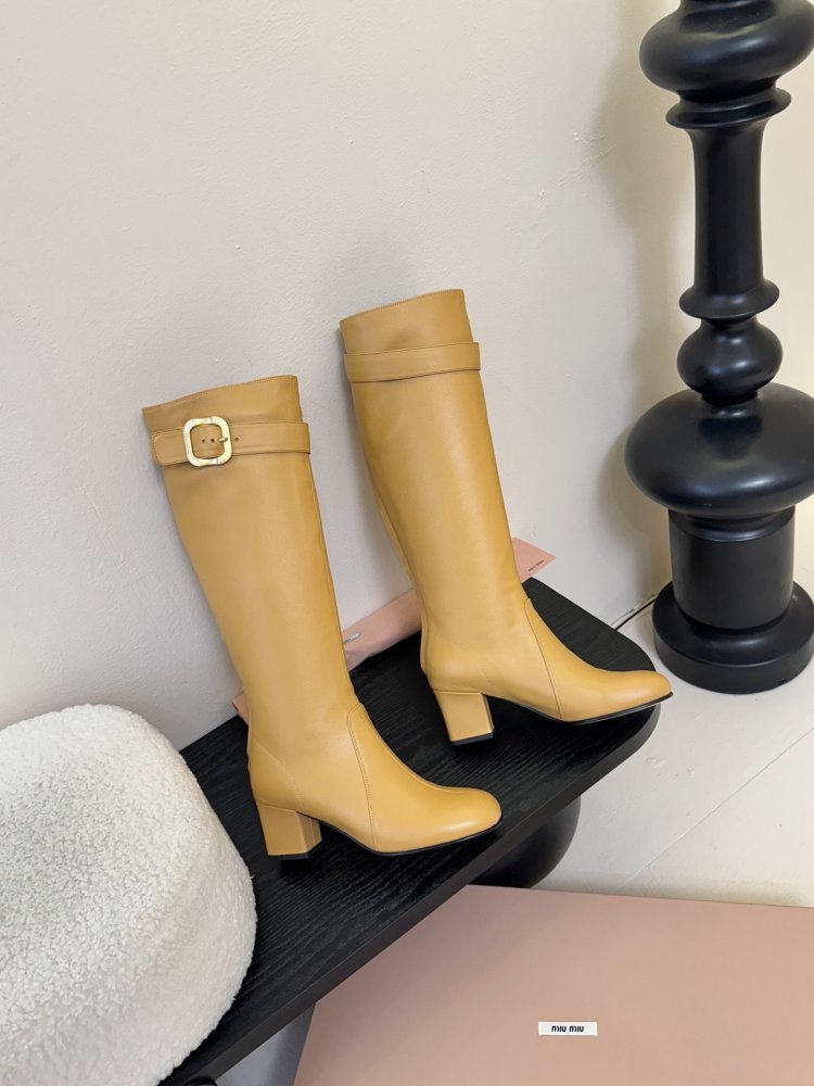 Чоботи жіночі фото 4