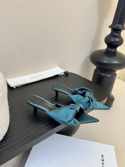 Взуття фото 3