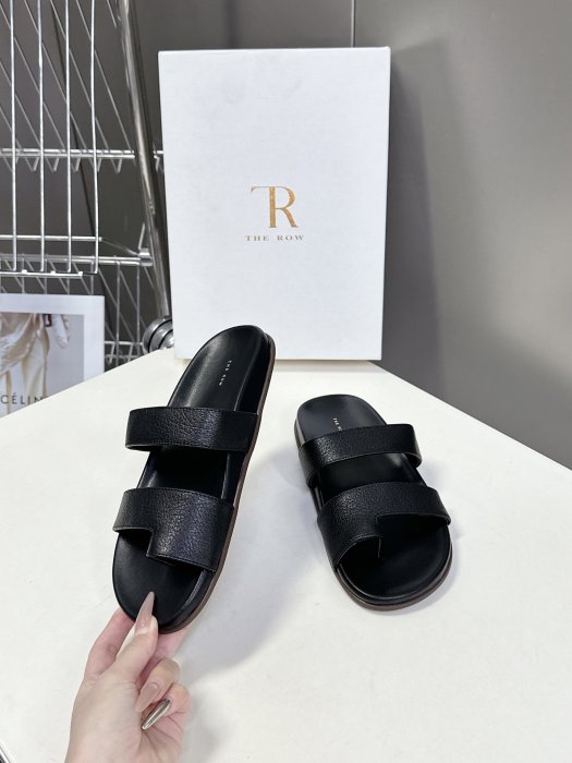 Шлепанцы фото 4