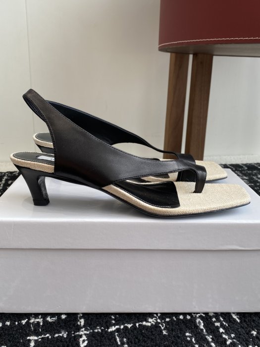 Босоніжки фото 2