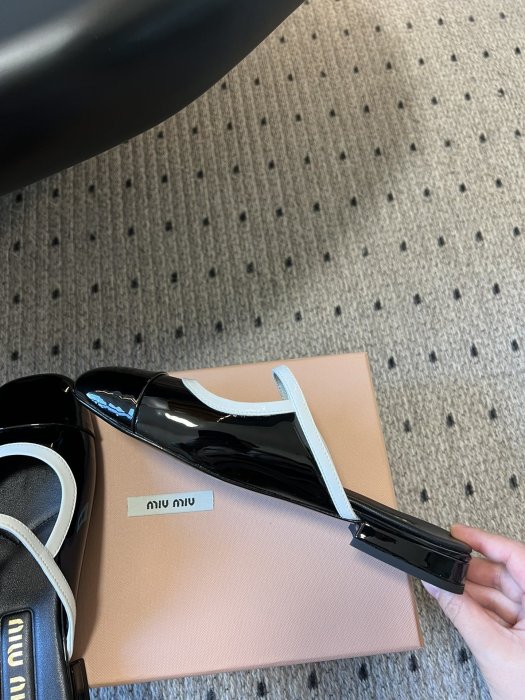 Босоножки фото 7