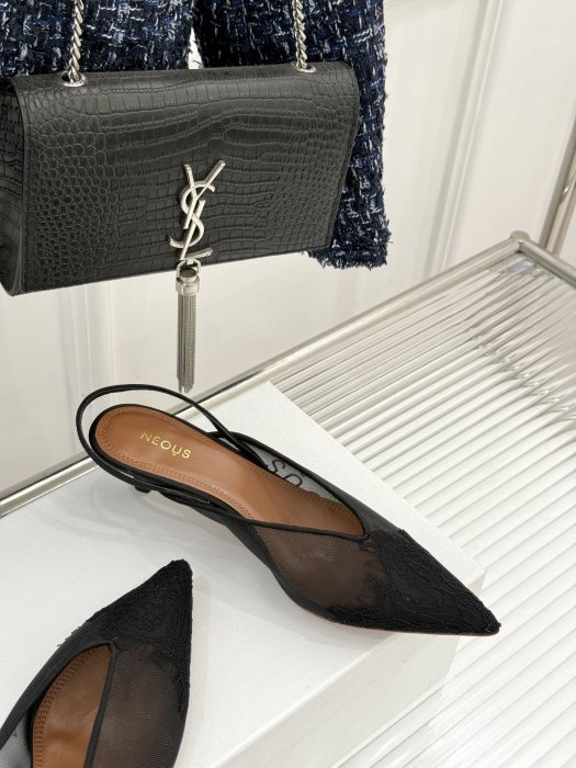 Босоніжки фото 5