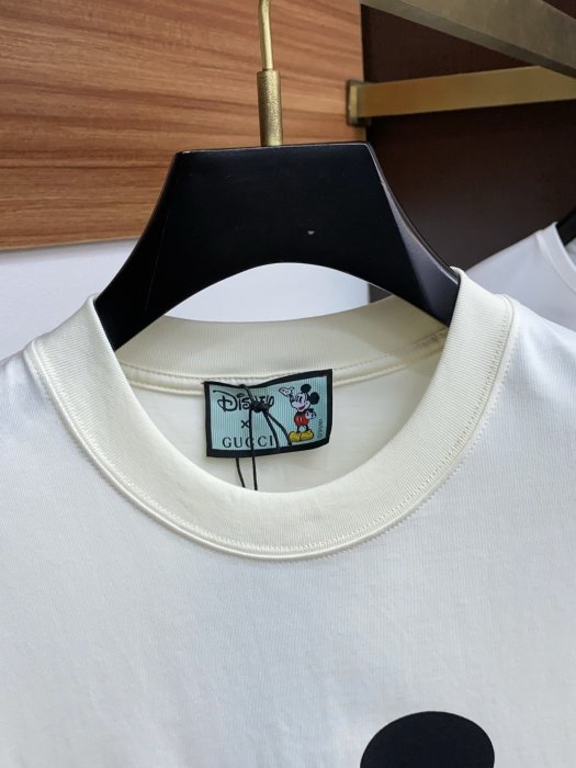 T-shirt men's фото 3