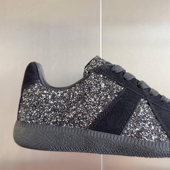 Кросівки фото 8