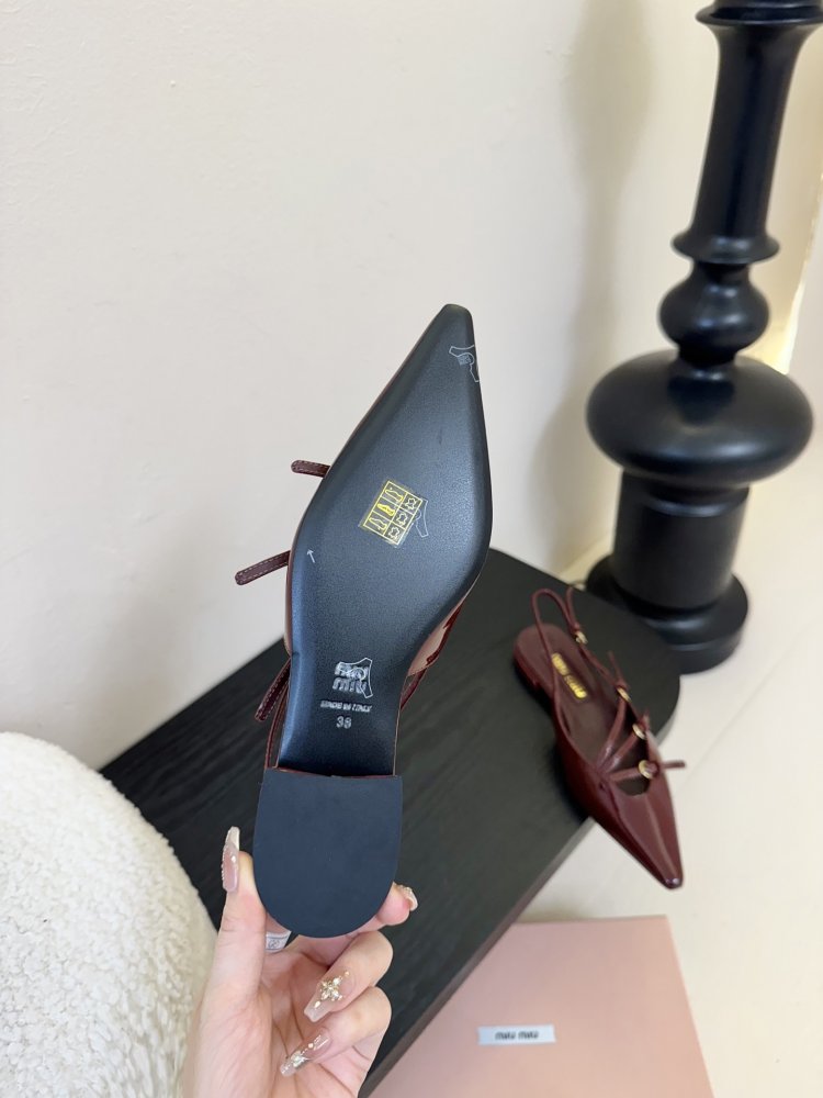 Босоніжки фото 9