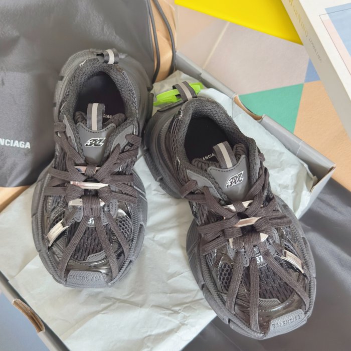 Кроссовки Balenciaga 3XL Extreme Lace