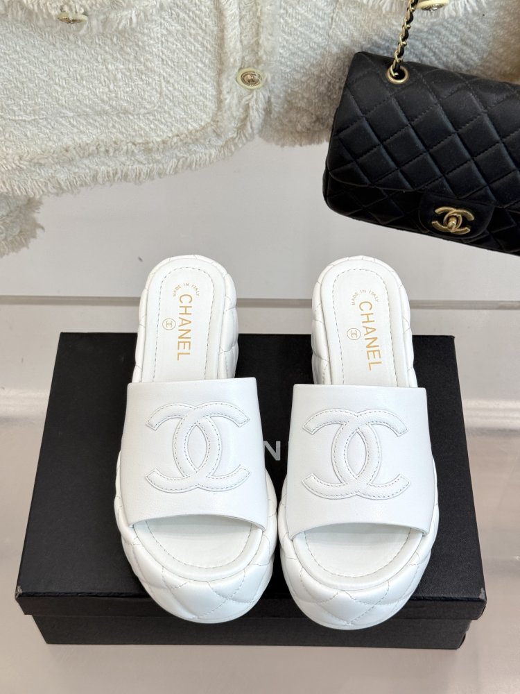 Босоножки фото 4