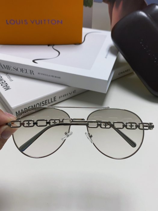 Очки солнцезащитные фото 5