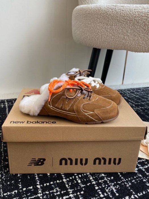 Sneakers мюли New Balance 530 x Miu Miu winter фото 2