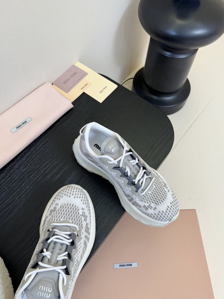 Sneakers women's фото 4