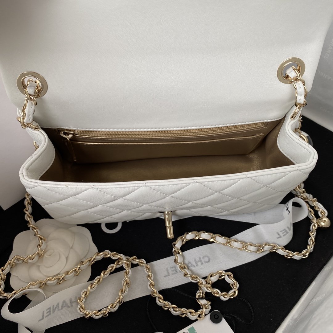 Сумка Chanel Flap Bag Lambskin Gold 15 см фото 7