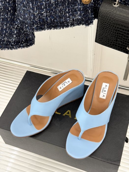 Босоножки фото 2