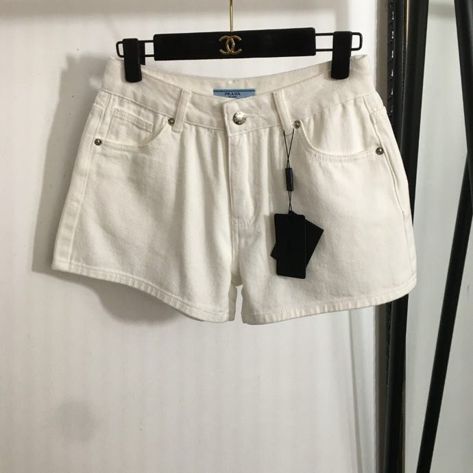 Shorts women's