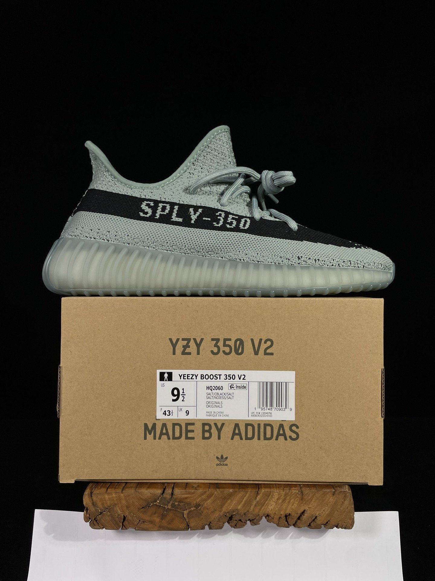 Кроссовки Yeezy 350 V2 HQ2060 фото 9