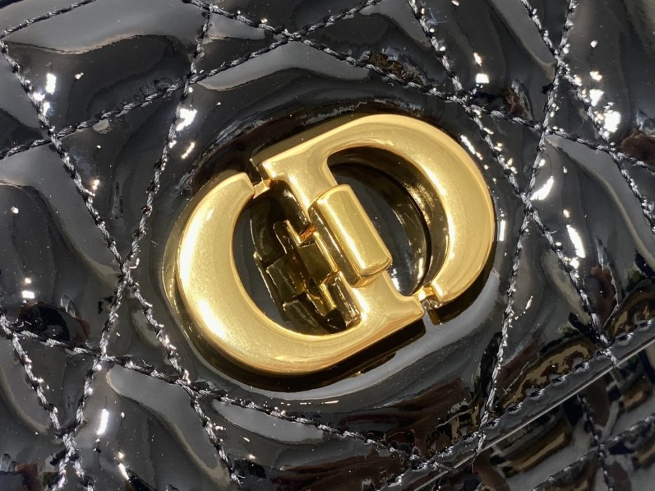 Сумка Miss Caro 24 см фото 2