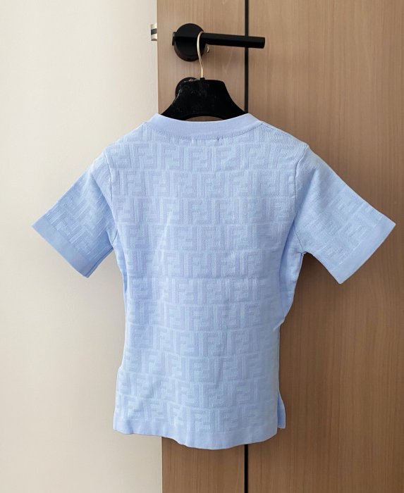 Футболка женская фото 4