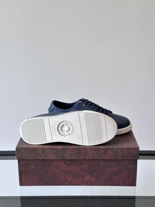 Кроссовки фото 9