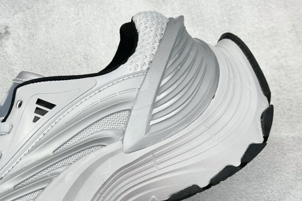 Sneakers Adidas Vento XLG MTW фото 9