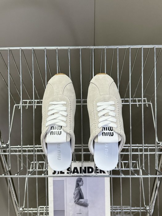 Кроссовки фото 6