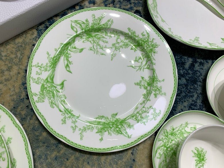 Set crockery of костаного porcelain series Dior Lily of the Valley, 41 subject фото 7